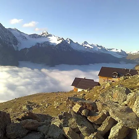 Venter Bergwelt Hotell 3*